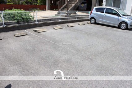 レオパレスドリーム１号館[1K/23.18m2]の駐車場