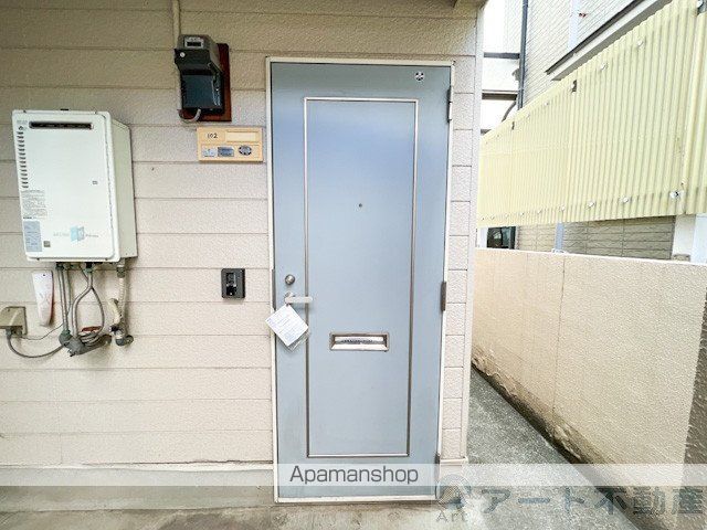 ランバー24の玄関写真