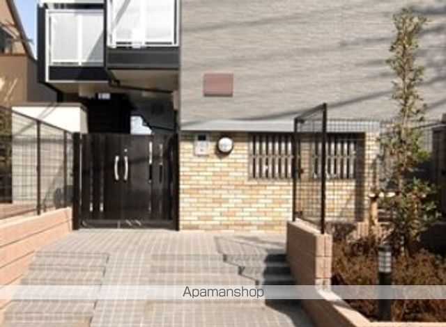 レオパレスウィステリア都立家政[1K/20.81m2]のエントランス