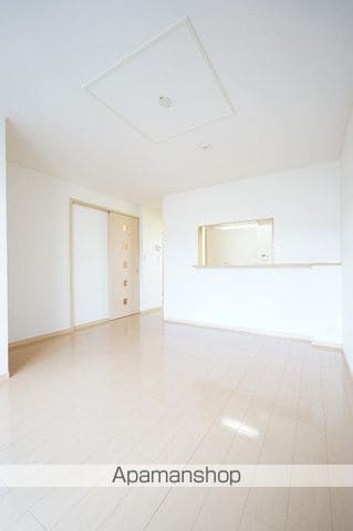 グランスクエアー参番館の内装写真