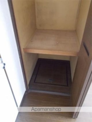 ガーデンハウス三軒茶屋[1K/19.87m2]の収納