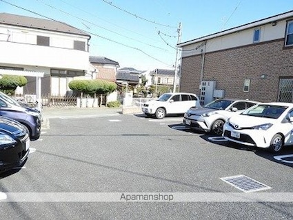 ベル・オーブ[1LDK/45.07m2]の駐車場