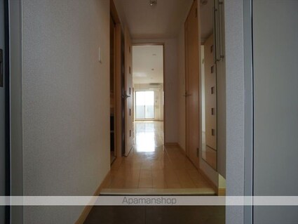 ラフレシール　トレス[1LDK/44.55m2]の玄関