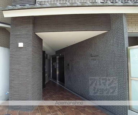 プラネシア神宮道の玄関写真