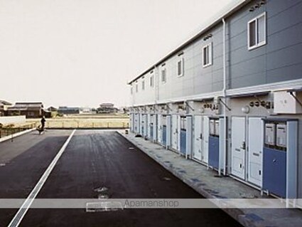 レオパレス金倉[1K/26.08m2]のエントランス