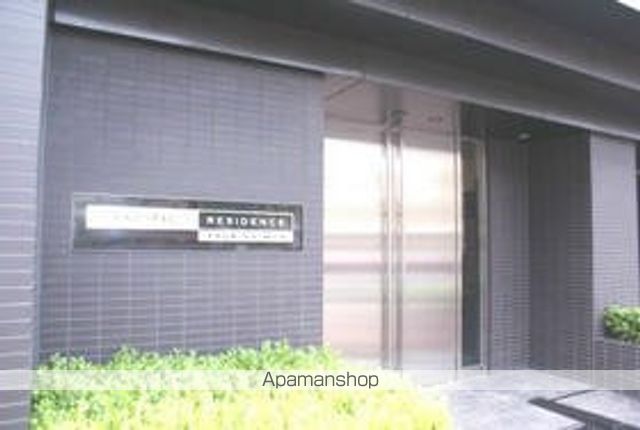 レジディア月島IIIの玄関写真