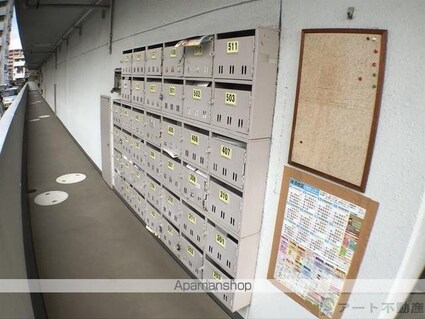 マンションふじ[1DK/35m2]のエントランス5