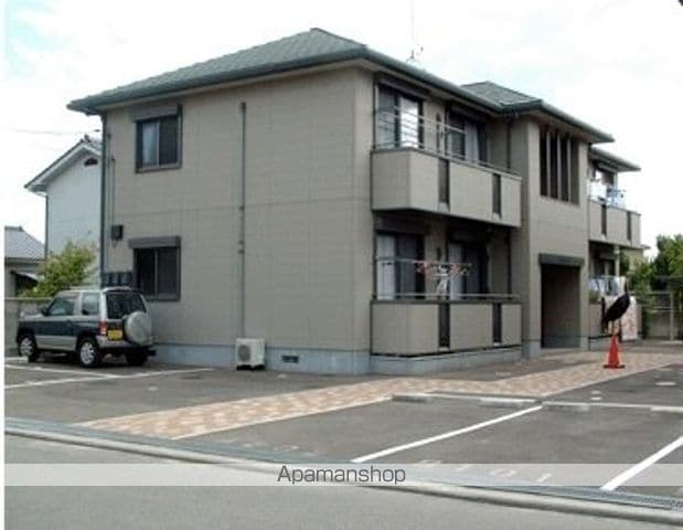ハイツエメロード A棟の外観写真