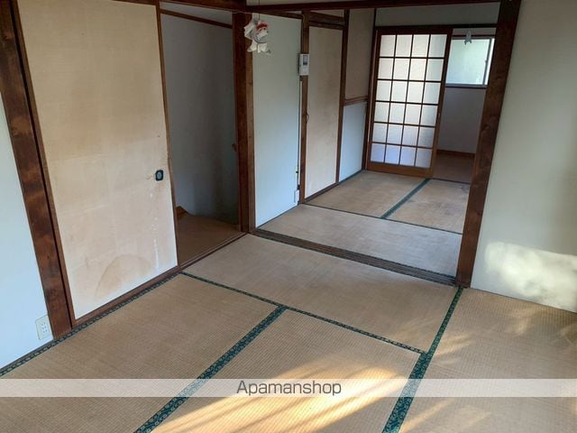 箱根登山鉄道 箱根板橋駅 徒歩11分 2階建 築57年の内装写真