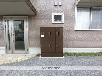 ヴィルドミール中今泉[2LDK/58.07m2]の内装3