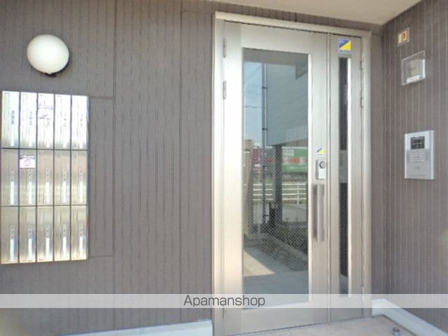 アルコバレーノの玄関写真