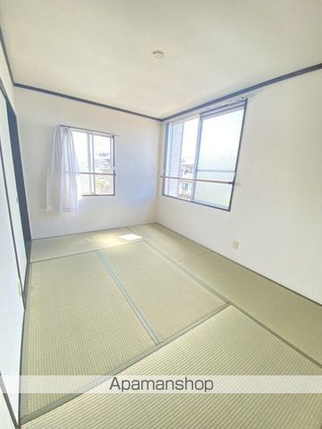 メゾンドールA館の内装写真