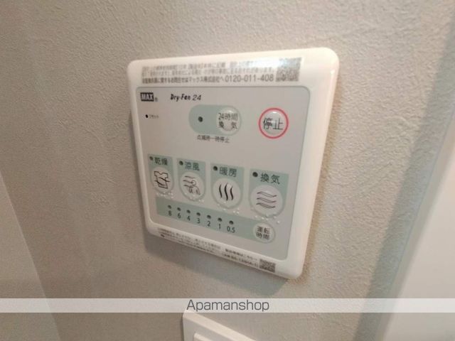 TOPAZ江坂の内装写真