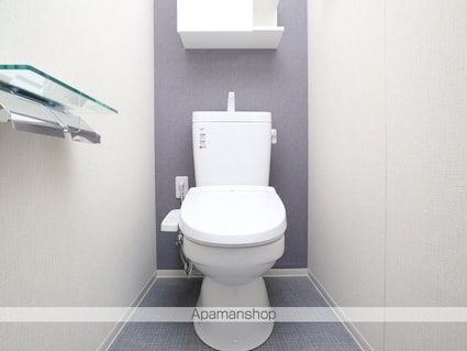 ロイヤルカーサ千種[1K/35.52m2]のトイレ