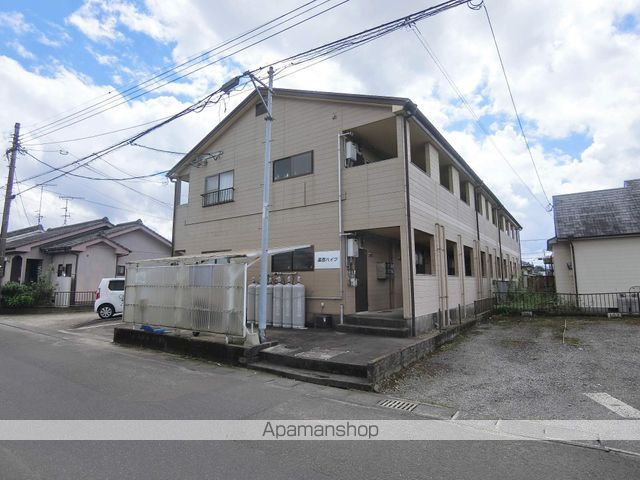 ADVANCEの玄関写真
