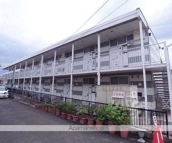 横大路マンションの外観写真