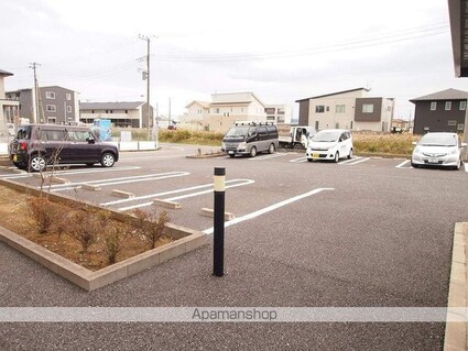 ＧＲＡＮＤーｓｔｙｌｅ[2LDK/67.1m2]の駐車場