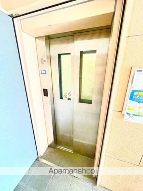 ポルトーネ[3LDK/70.57m2]の共用部8