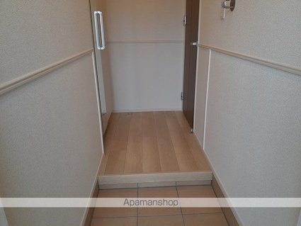 ステイズ[2LDK/55.5m2]の玄関