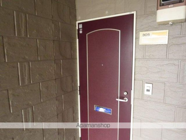 新栄ハイツ東栄の玄関写真