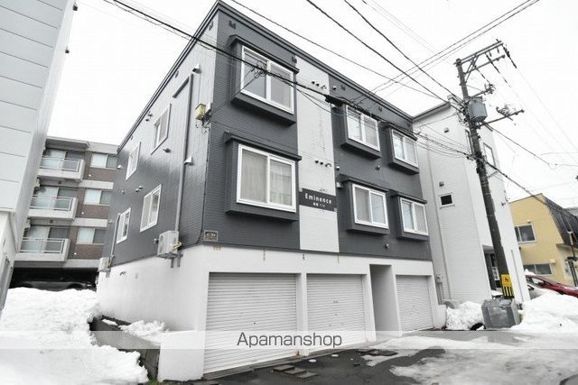 エミネンス美園114の外観写真