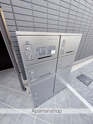 ＤーＳＯＬＡＣＥ幕張本郷１丁目[1LDK/44.74m2]の共用部2