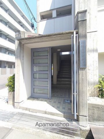 第二阿井マンションの玄関写真