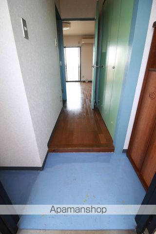 ヴェルサーチにわせの内装写真