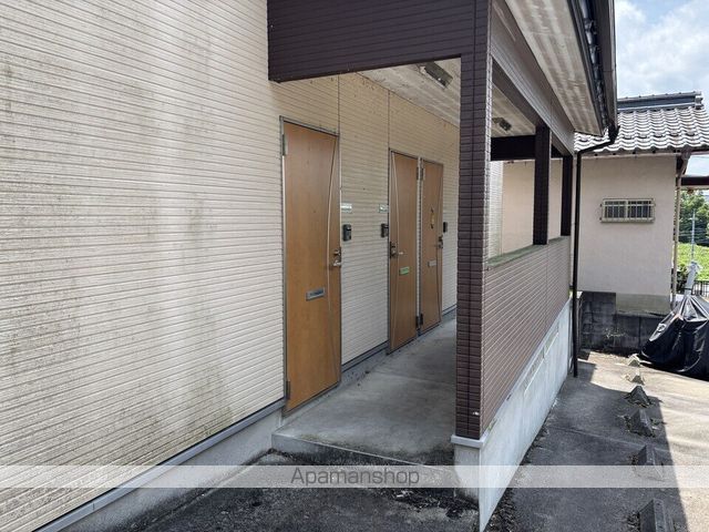 ハイツ華優の玄関写真