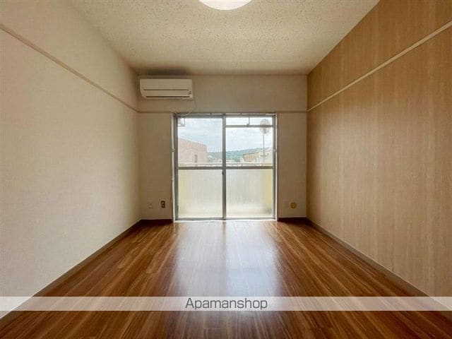コーポ中島丁の内装写真