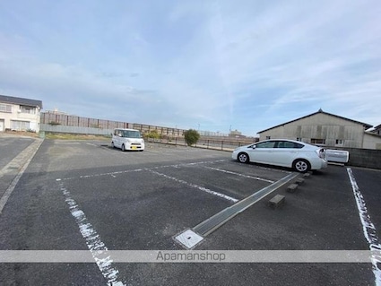 香川県高松市香西本町[2DK/45m2]の駐車場