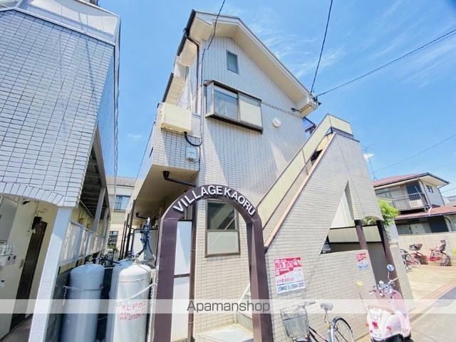 VILLAGE KAORUの玄関写真