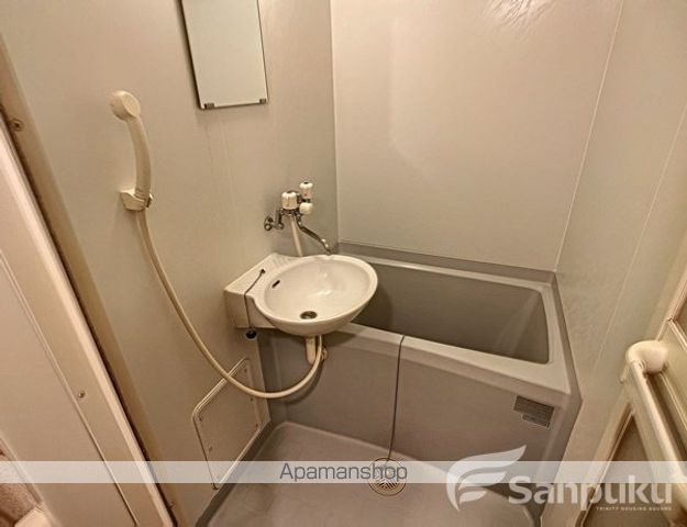 レオパレス道後の内装写真