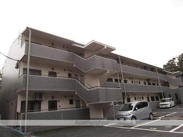 河原マンションの外観写真