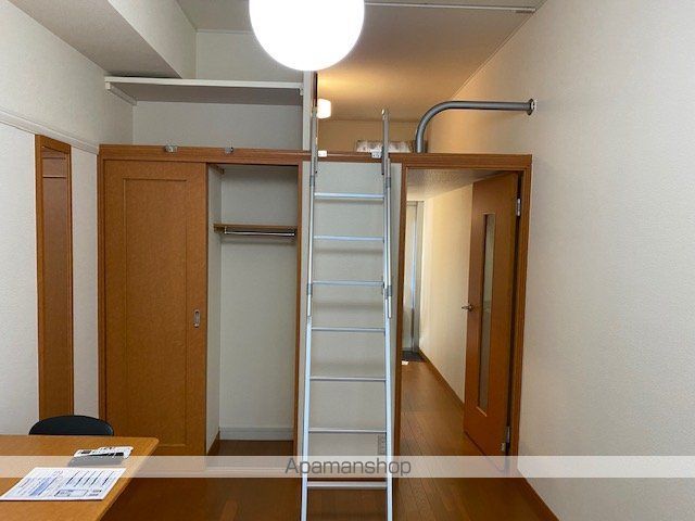 レオパレスKOSENIIの内装写真