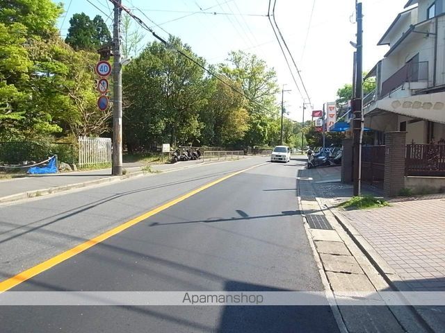 ライブコート神山の周辺写真