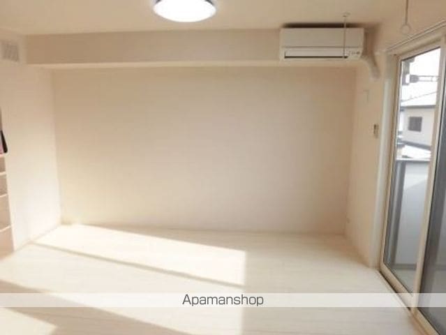 ルイティア VIIIの内装写真