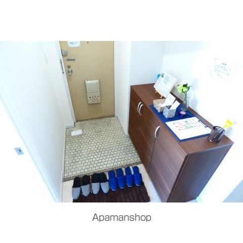 ジャルダン老松13A号室の内装写真