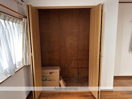 草津１丁目貸家[3LDK/77.76m2]の収納
