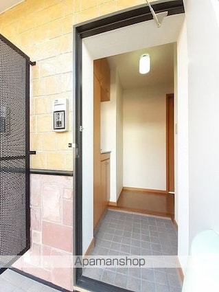 パステークガーデンＤ[2DK/46.92m2]の玄関