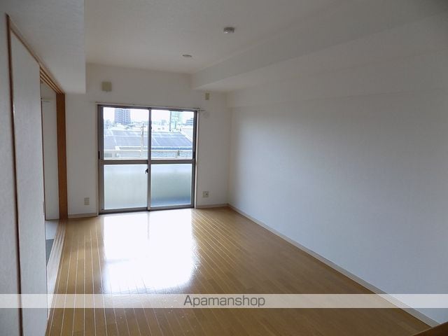 ロックガーデン 北棟の内装写真