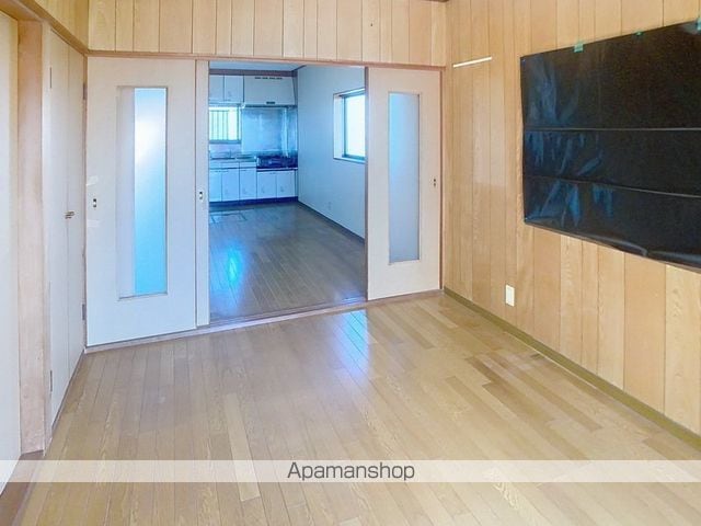 目比町東瀬古戸建ての内装写真