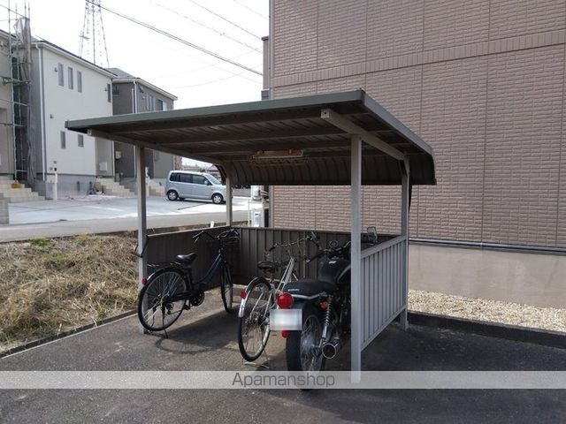 リビングタウン乙田 Fの内装写真