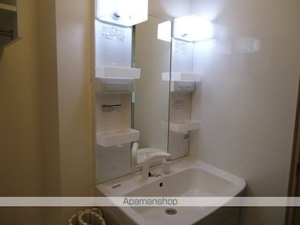 Ｄーｒｏｏｍ　Ｃｌｏｖｅｒ[1LDK/44.06m2]の洗面所