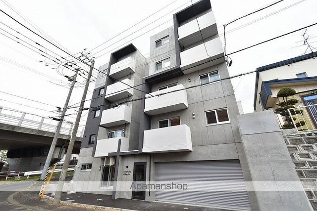 カームヒルズ西岡の外観写真