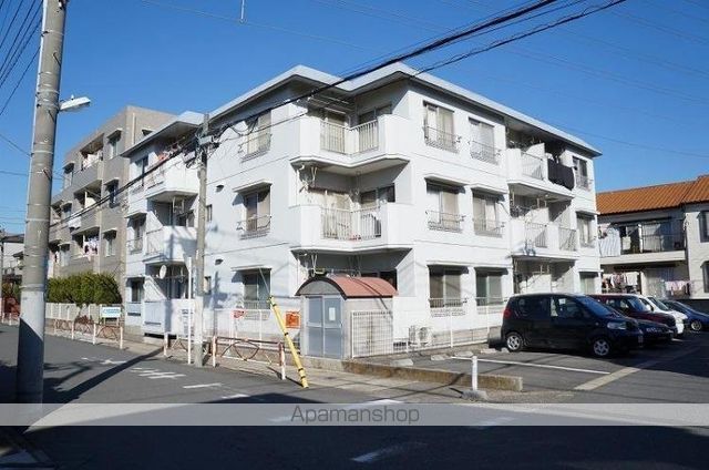 井上マンションの外観写真