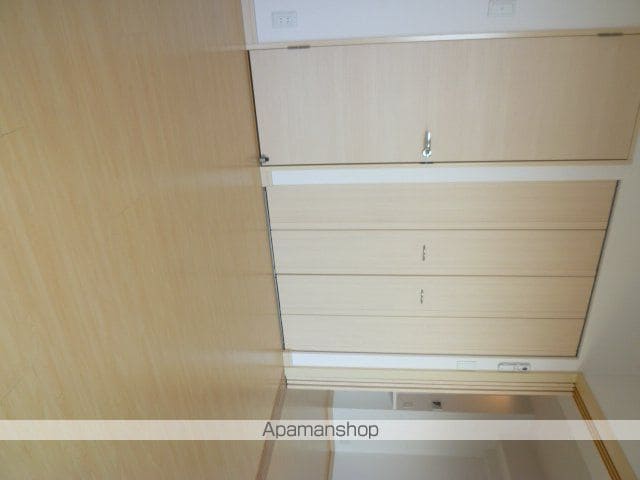 Aden箱崎駅前の内装写真