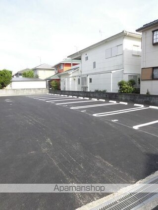 和歌山県和歌山市園部[2LDK/54.74m2]の駐車場