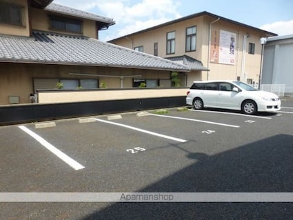 メゾンマツオ[1DK/35.6m2]の駐車場3