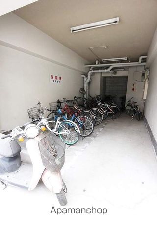 【福岡市東区箱崎のマンションの写真】